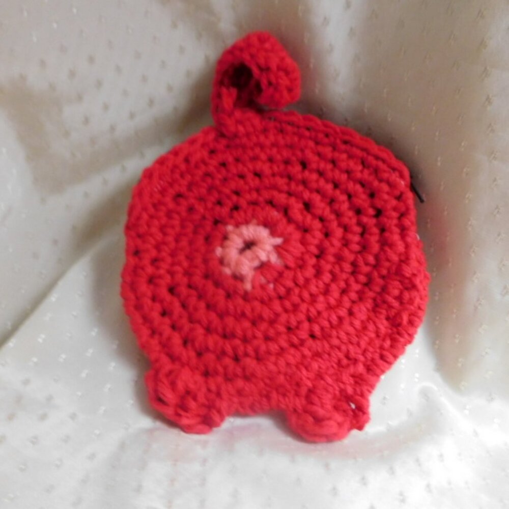 RED CAT'S BUTT CROCHETED CHANGE PURSE with zipper and keyring